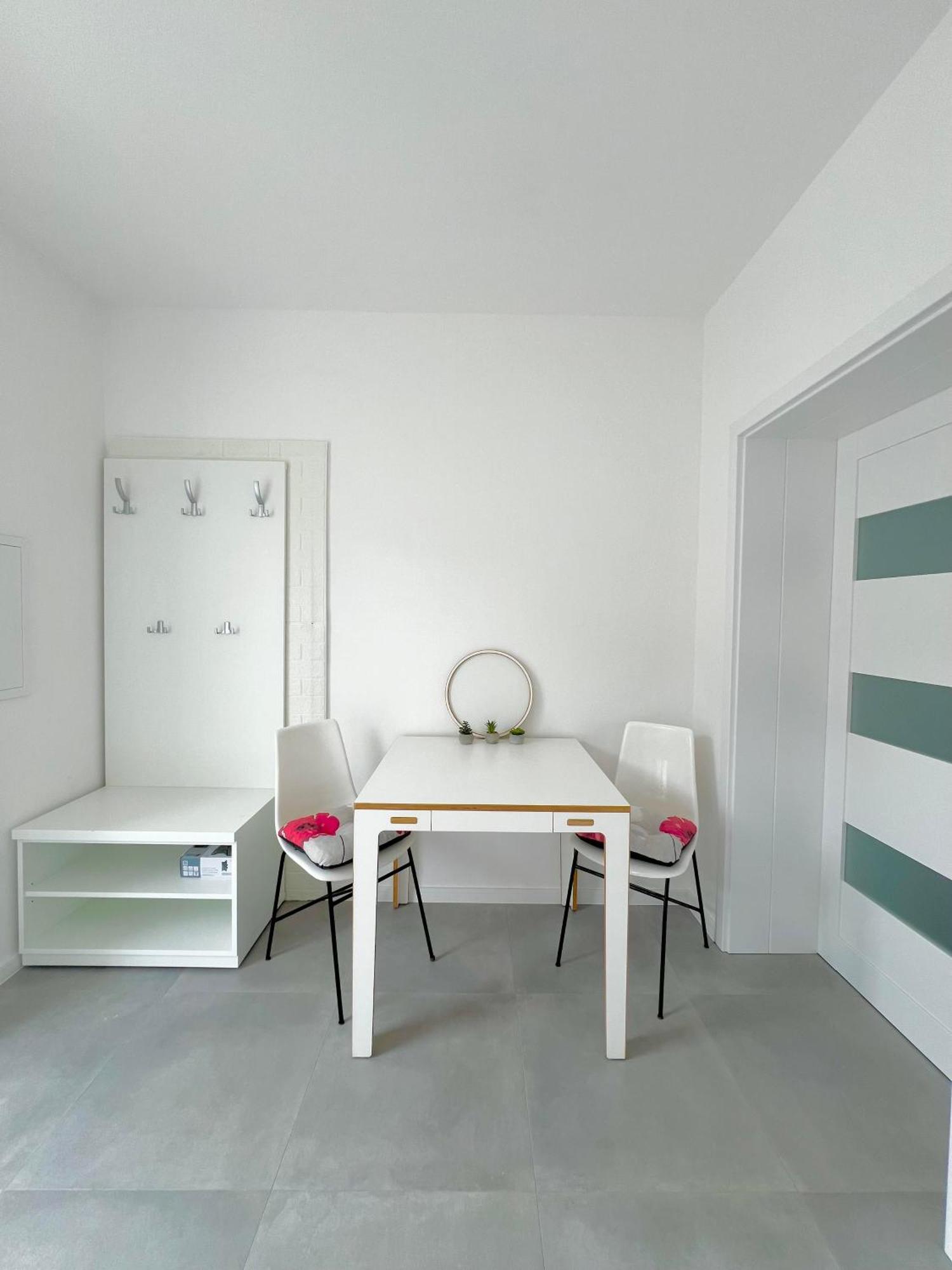 2 Moderne Apartmany 19 A 95 V Sukromi V Centre Mesta Turčianske Teplice Extérieur photo